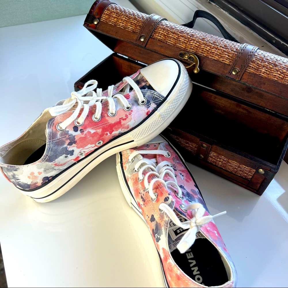 Converse all star platform Sneakers  |  Floral | Color: pastel colors |new